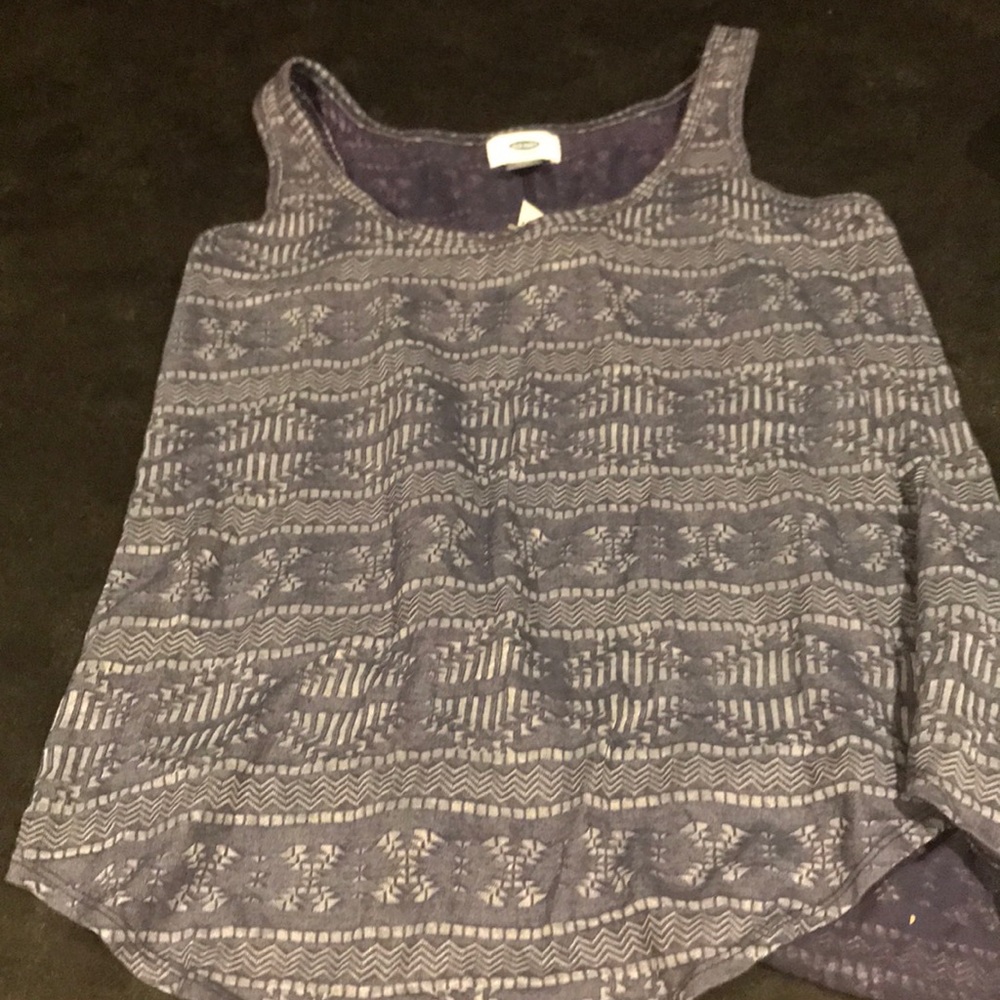 Old Navy tank size small petite
